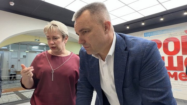 Почему глава Владимира оказался в школьном бассейне?